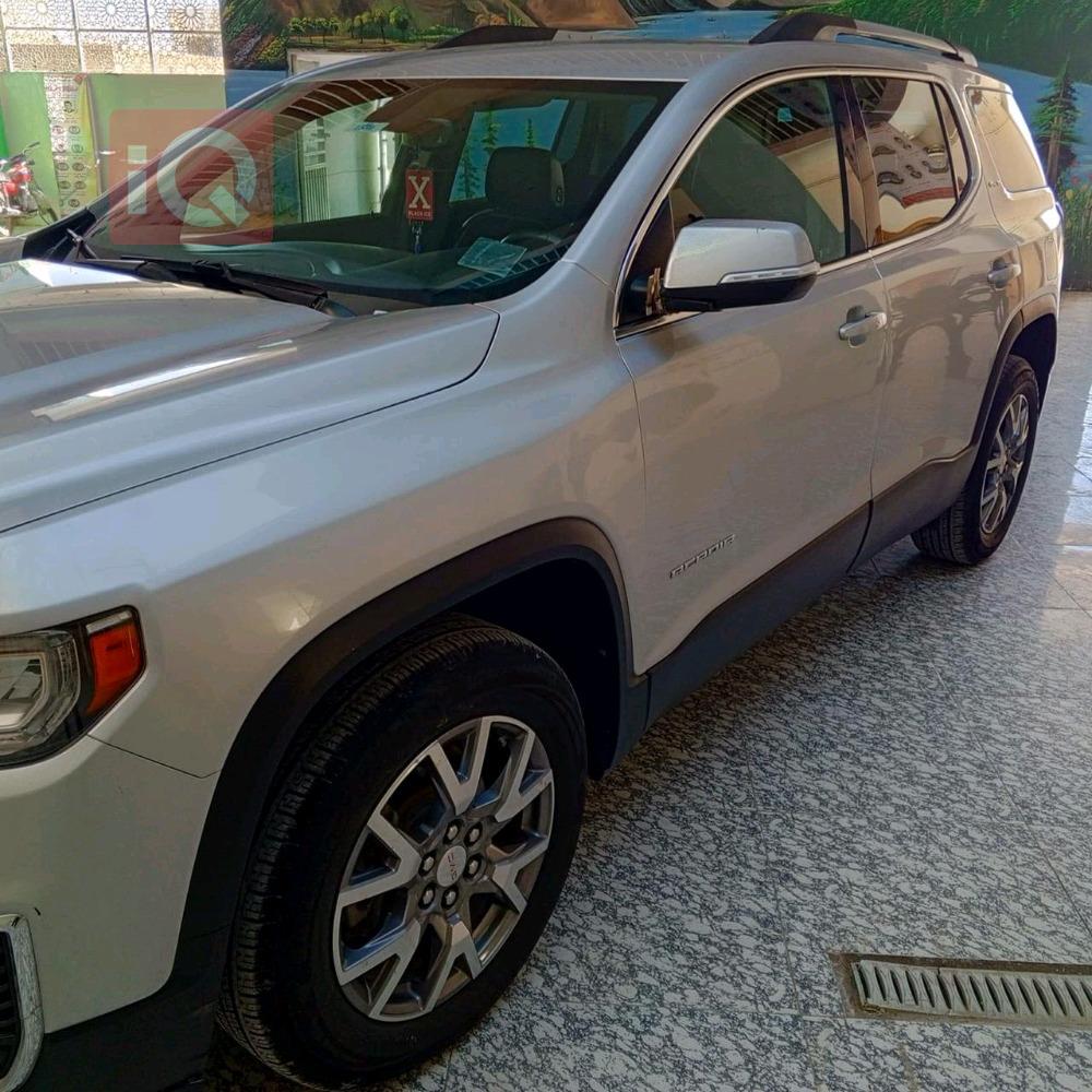 GMC Acadia